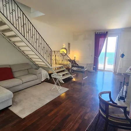 Apartment Sea Lux Loft